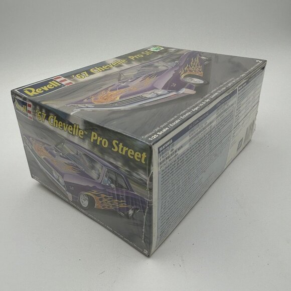 Revell 1967 '67 Chevelle Pro Street 85-2870 1/25 Scale Model Kit 2005 Sealed - Picture 3 of 7
